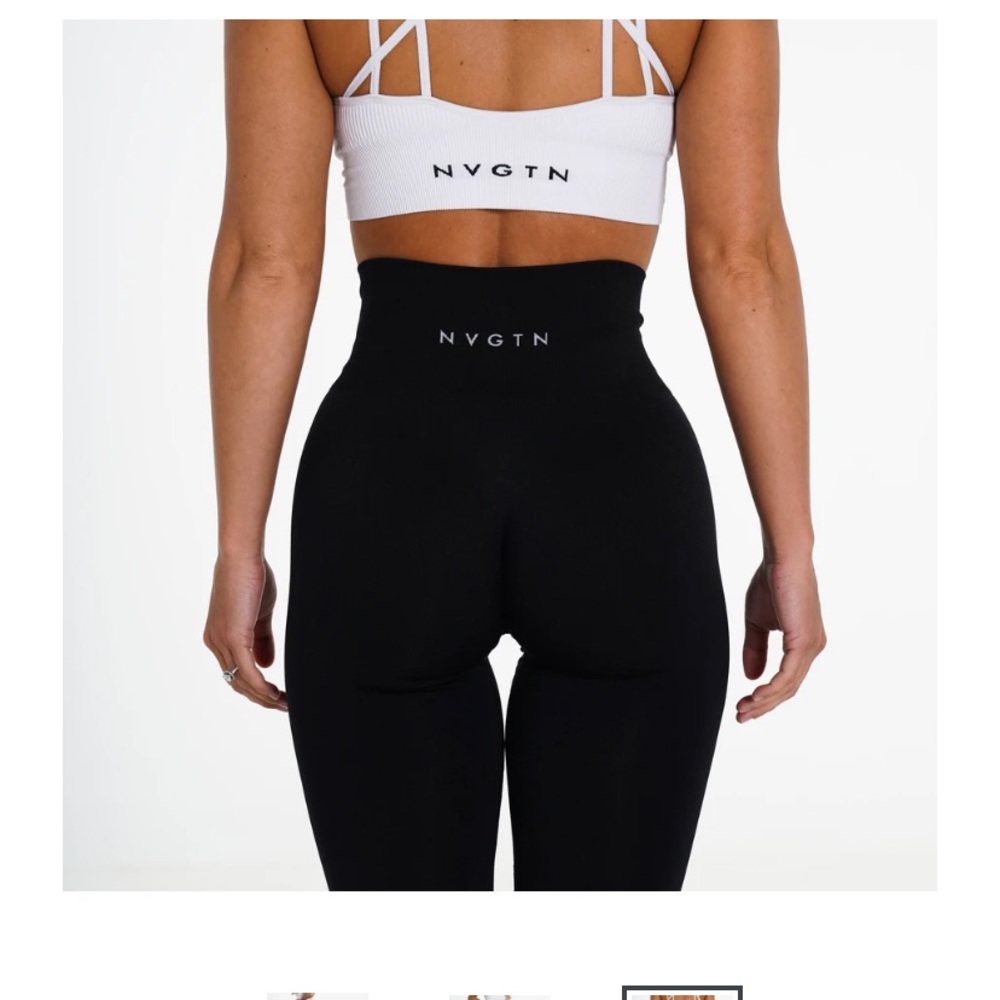 Black solid seamless leggings
